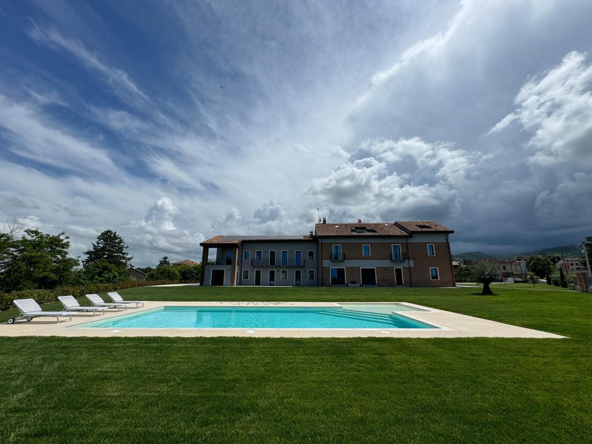 Casale Auriga - Oltrepo' Pavese Bed & Breakfast Codevilla Luaran gambar